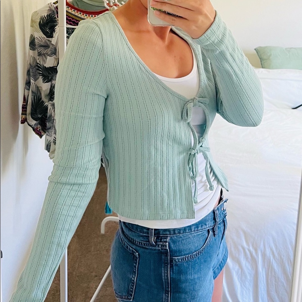 NWT So (Kohls) Tie-front Cardigan - Picture 5 of 5
